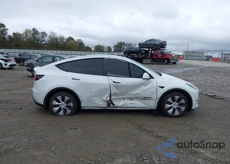 2022 Tesla Model Y Long Range Dual Motor All-Wheel Drive from USA, damaged, VIN 7SAYGAEEXNF519044